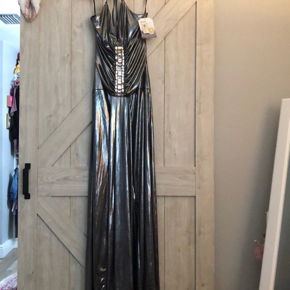 Jessica McClintock size 12 new, never worn, gown.